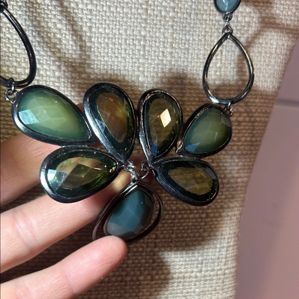 Vintage Green & Gunmetal Faceted Teardrop Statement Necklace